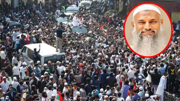 দেশের মাটিতে কায়কোবাদ, বিমানবন্দরে কর্মী-সমর্থকদের ঢল