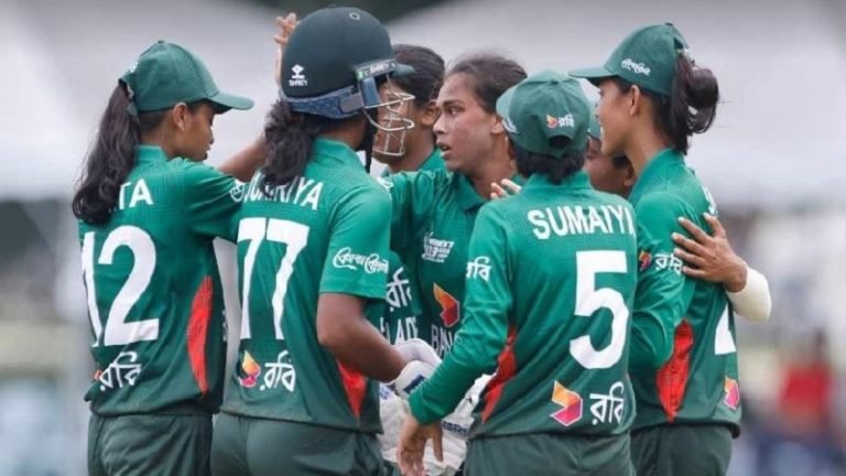 আজ টিভিতে খেলা দেখবেন