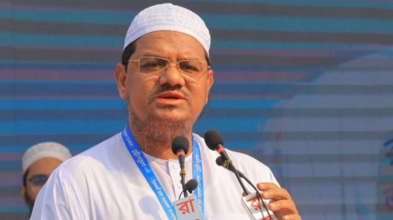 সচিবালয়ে এমন অগ্নিকাণ্ড ৫৩ বছরেও ঘটেনি, দেশের মানুষ আতঙ্কিত : চরমোনাই পীর