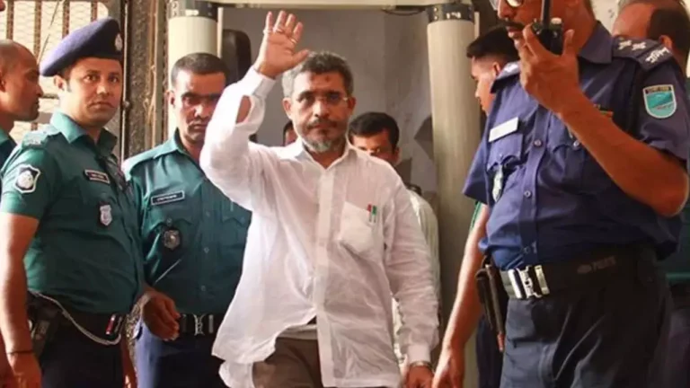 ১০ ট্রাক অস্ত্র মামলায় বাবরসহ ৭ আসামির খালাস, পরেশ বড়ুয়াকে যাবজ্জীবন