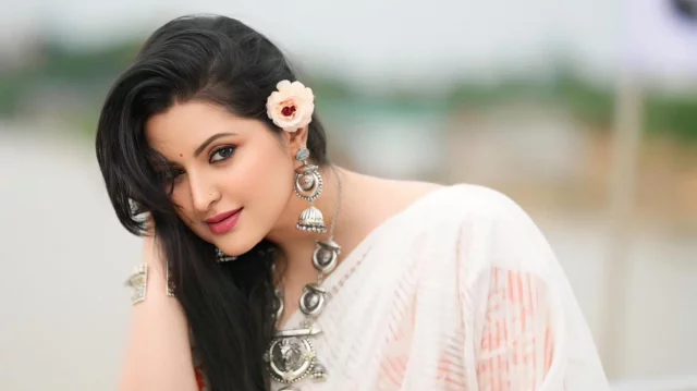ব্যবসায়ী নাসিরের মামলায় পরীমণির জামিন