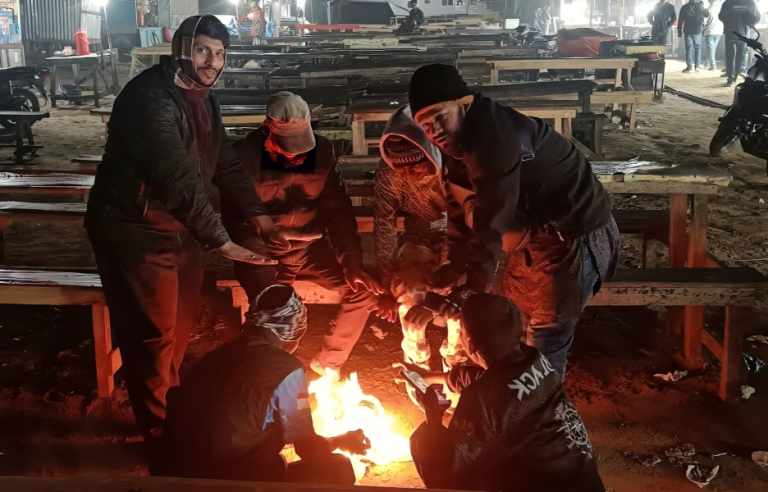 উপকূলজুড়ে শীতের তীব্রতায় কাহিল পটুয়াখালীর মানুষ