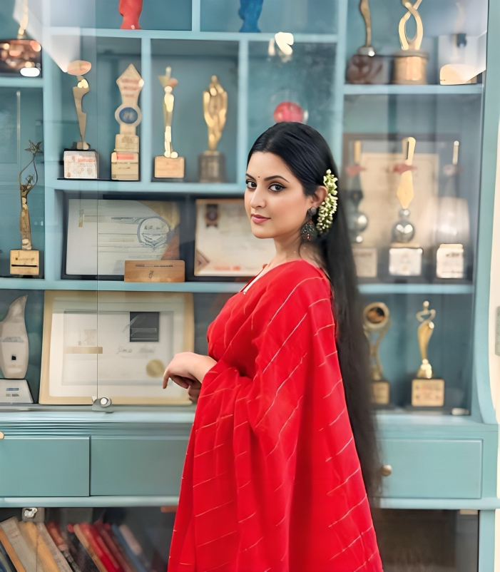 কলকাতার প্রথম ছবিতে পরীমনি, ভিসা না পাওয়ায় প্রচারে যেতে পারছেন না