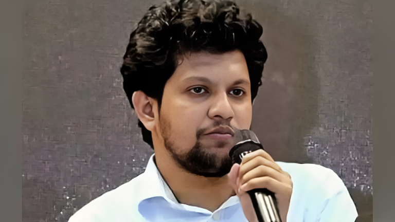 ফ্যাসিবাদ প্রতিরোধে সতর্ক থাকার আহ্বান মাহফুজ আলমের
