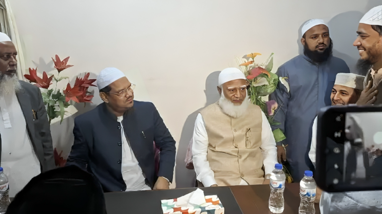 চরমোনাই পীরের সঙ্গে জামায়াত আমিরের বৈঠক: ঐক্যের বার্তা