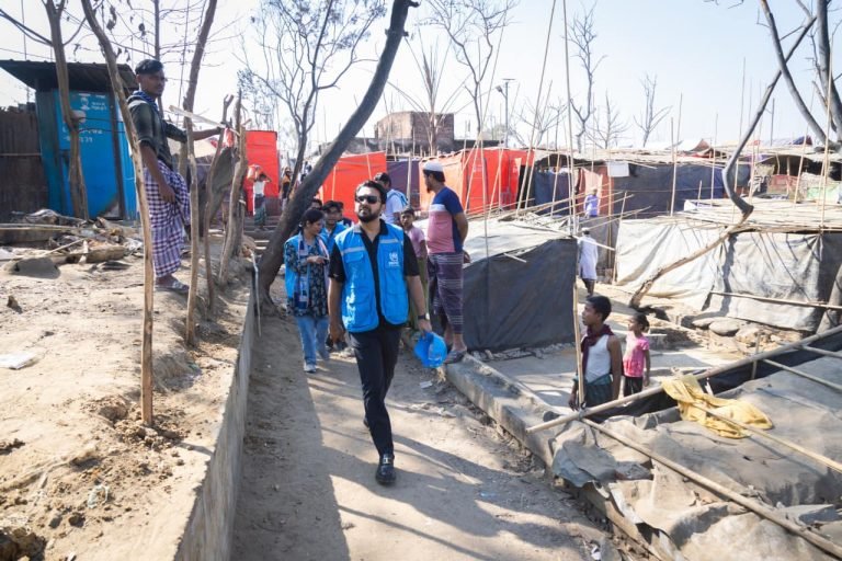 তাহসান কক্সবাজারে রোহিঙ্গা শিবির পরিদর্শন করলেন