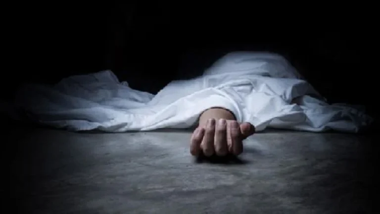 ছাত্র-আন্দোলনে নিহত ভোলাতে রিয়াজের বাড়িতে নৌপরিবহন উপদেষ্টা