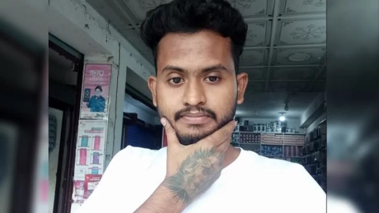 ঝালকাঠিতে ব্যবসায়ীকে কুপিয়ে নৃশংস হত্যা