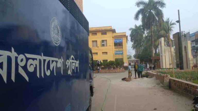 বরিশালে স্কুলছাত্রীকে অপহরণ ও ধর্ষণের দায়ে যুবকের যাবজ্জীবন