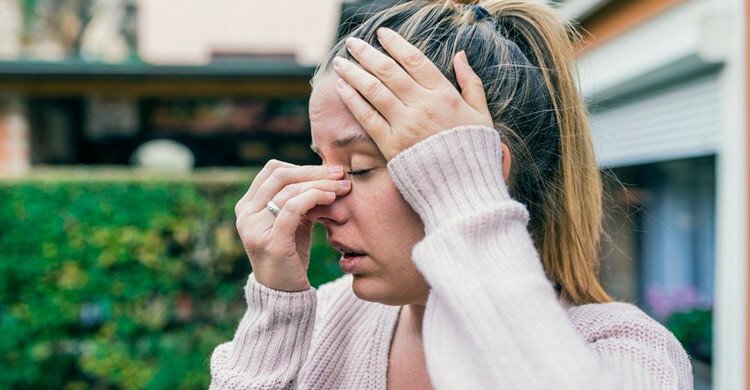 শীতে সাইনাসের সমস্যা: কারণ ও সমাধান