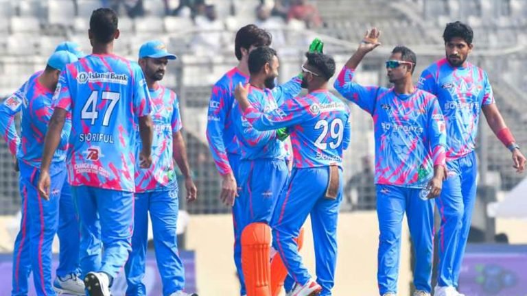 টিভি পর্দায় আজকের খেলার সূচি