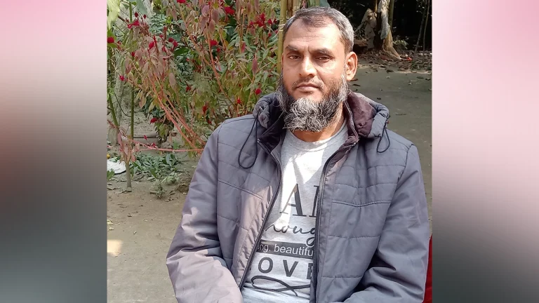 বরগুনায় মায়ের জানাজাতেও অংশ নিতে দেওয়া হয়নি ল্যান্স নায়েক আলতাফকে