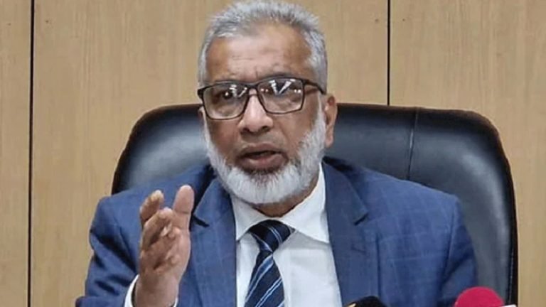 জ্ঞাত আয়বহির্ভূত সম্পদ মামলায় বিএফআইইউ’র সাবেক প্রধান গ্রেপ্তার