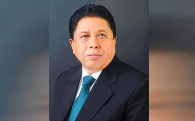 সাবেক এমপি ধীরেন্দ্র দেবনাথ শম্ভু ও তার স্ত্রীর বিরুদ্ধে দুর্নীতির মামলা