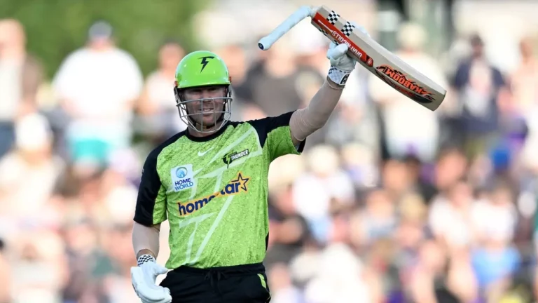 বিগ ব্যাশে অদ্ভুতভাবে আহত ওয়ার্নার