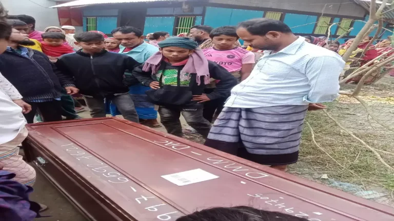 পিরোজপুরে প্রবাসী রিপনের মরদেহ বাড়িতে, পরিবারের শোকের মাতম