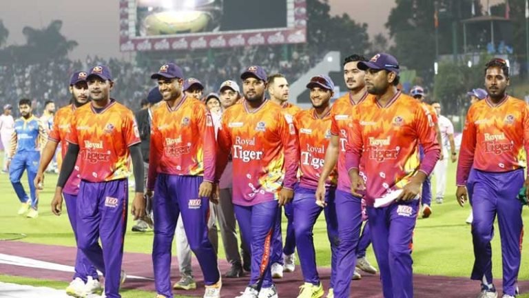 রাজশাহীর ক্রিকেটাররা ম্যাচ খেলতে রাজি, বিসিবি সভাপতির আশ্বাসে ফিরে এসেছে সমাধান