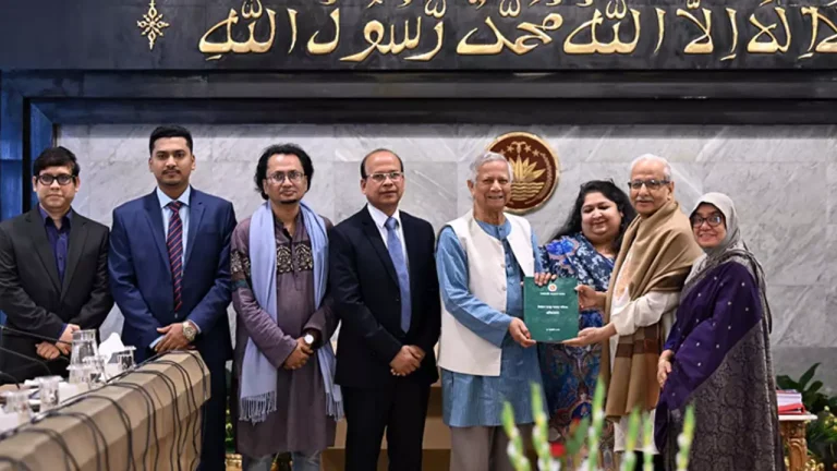 সংস্কার কমিশনের সুপারিশ: ৪০ শতাংশ ভোট না পড়লে পুনর্নির্বাচন, ‘না-ভোটে’ চালু করার প্রস্তাব