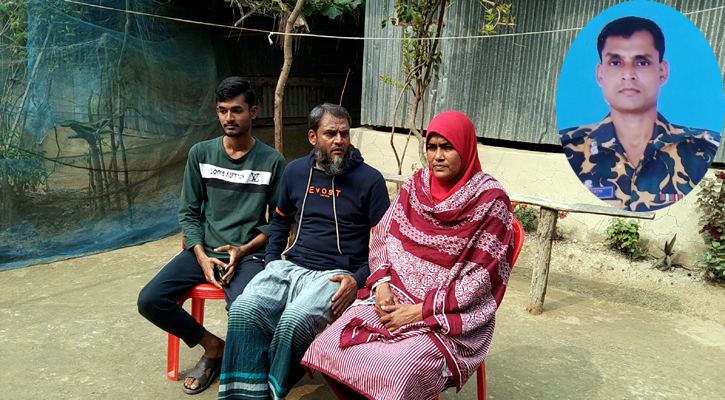 ১৬ বছরে মাসহ পরিবারের ২৬ স্বজনকে হারিয়েছেন আলতাফ