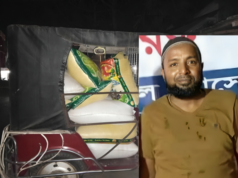 দুমকিতে সরকারি চাল বিক্রির সময় আটক