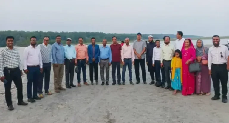 শিক্ষকদের চাঁদায় বিলাসী ভ্রমণে পটুয়াখালীর প্রাথমিক শিক্ষা কর্মকর্তারা