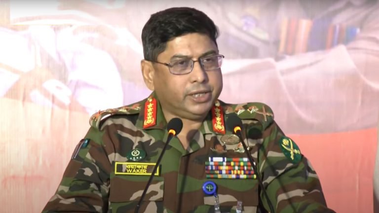 যেকোনো প্রয়োজনে জীবন উৎসর্গে প্রস্তুত থাকতে হবে : সেনাপ্রধান