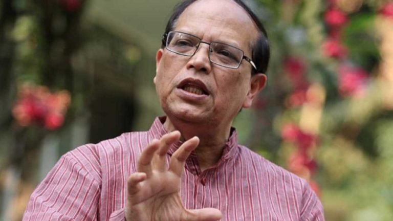 সাবেক গভর্নর আতিউর ও অর্থনীতিবিদ বারাকাতসহ ২৭ জনের বিরুদ্ধে মামলা