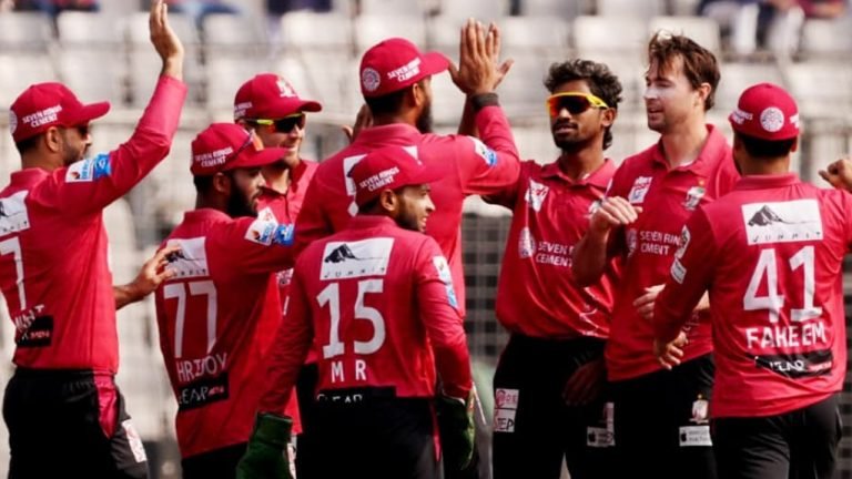 বিপিএলের ম্যাচসহ টিভিতে যেসব খেলা দেখবেন আজ