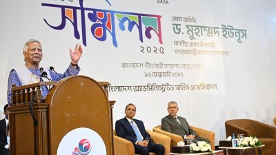 তিন দেশকে এক অর্থনৈতিক অঞ্চলে যোগ দেওয়ার আহ্বান প্রধান উপদেষ্টার