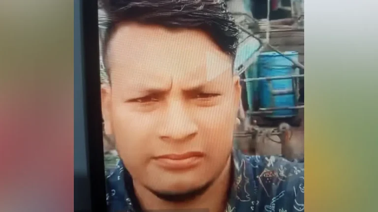গভীর সমুদ্রে ইলিশের জালে মিলল জেলের মরদেহ