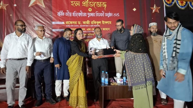 পটুয়াখালী বিজ্ঞান ও প্রযুক্তি স্বপ্ন গড়ার প্রতিষ্ঠান : উপাচার্য