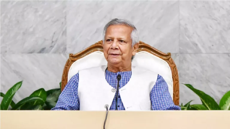 আইনশৃঙ্খলা রক্ষায় কমান্ড সেন্টার গঠনের নির্দেশ প্রধান উপদেষ্টার