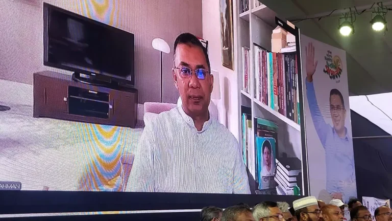 অন্তর্বর্তী সরকারের ভূমিকা নিয়ে প্রশ্ন তুললেন তারেক রহমান