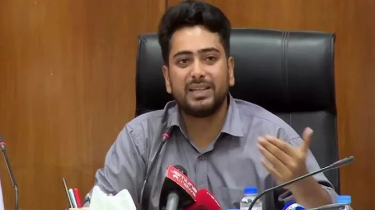 যৌক্তিক দাবিতে সরকারের ইতিবাচক মনোভাব: নাহিদ ইসলাম