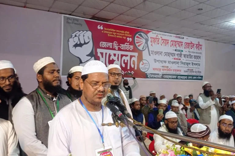 ৫৩ বছরের নির্বাচন পদ্ধতিতে ফ্যাসিস্টের জন্ম হয়েছে : চরমোনাই পীর