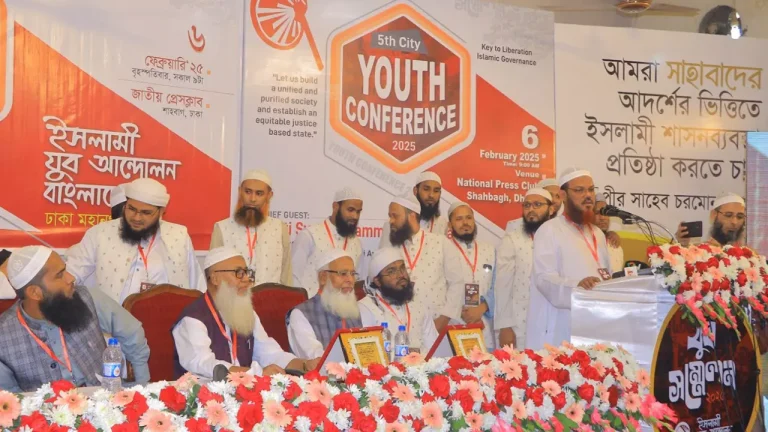 সরকারের বুদ্ধি-বিবেকের সঙ্গে কাজ করা উচিত: ফয়জুল করীম