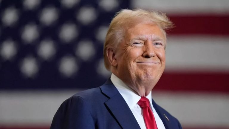 যুদ্ধ বন্ধ করতে না পারায় ইউক্রেনকে দুষলেন ট্রাম্প