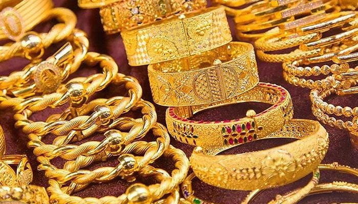  দেশের ইতিহাসে সর্বোচ্চ দামে সোনা