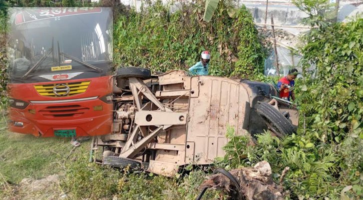 বরগুনায় বাস-মাহেন্দ্র-মোটরসাইকেলের ত্রিমুখী সংঘর্ষে নিহত ২