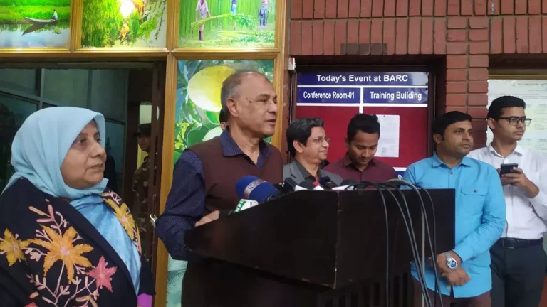 রমজানকে আয়ের মাস মনে করে ব্যবসায়ীরা: স্বরাষ্ট্র উপদেষ্টা