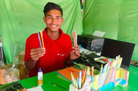 গাছ হবে এমন কলম উদ্ভাবন করলেন বরগুনার আমিরুল ইসলাম