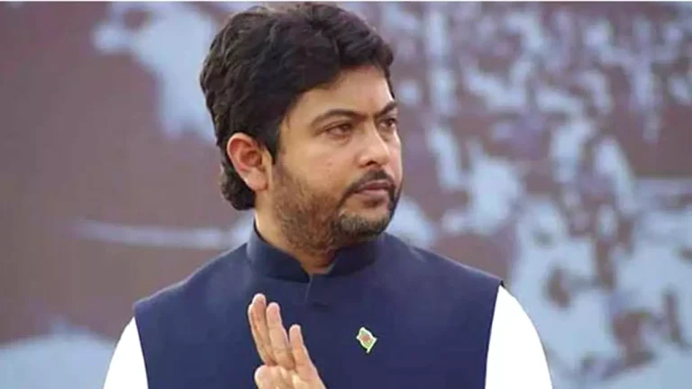 নিক্সন চৌধুরীসহ চারজনের দেশত্যাগে নিষেধাজ্ঞা