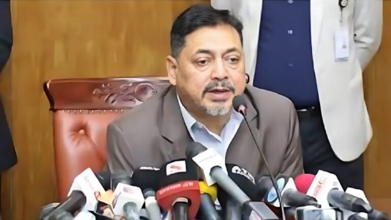 জরুরি অবস্থা জারির গুজব, আইনশৃঙ্খলা পরিস্থিতি স্বাভাবিক: স্বরাষ্ট্র মন্ত্রণালয়