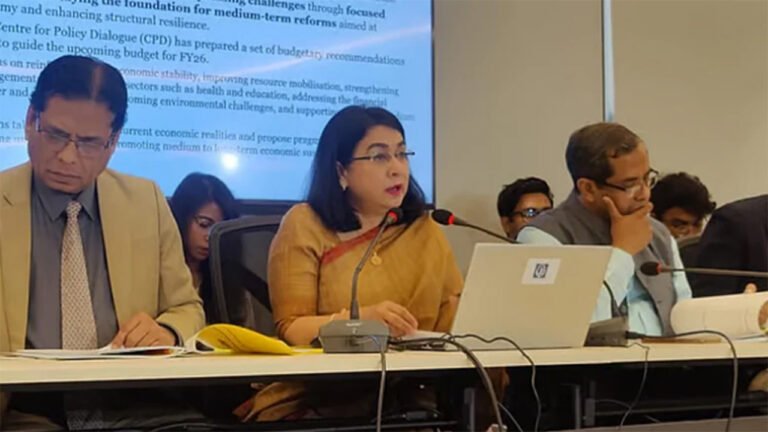 বাজেটে ব্যক্তিগত করমুক্ত আয়সীমা ৪ লাখ টাকায় উন্নীত করার সুপারিশ