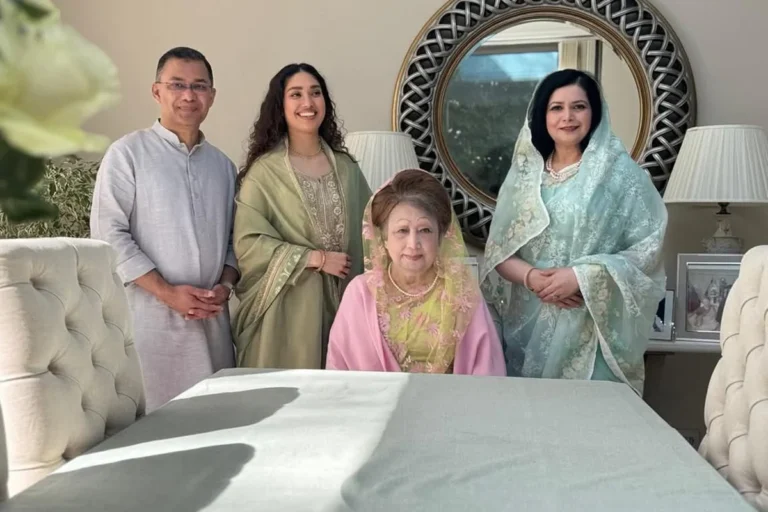 লন্ডনে পরিবারের সঙ্গে ঈদ উদযাপন করলেন খালেদা জিয়া