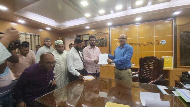 পটুয়াখালীর সেনানিবাসের নাম ‘পটুয়াখালী সেনানিবাস’ করার দাবিতে স্মারকলিপি