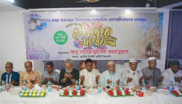 গণমাধ্যমের স্বাধীনতা ছাড়া গণতন্ত্র টেকে না : রহমাতুল্লাহ