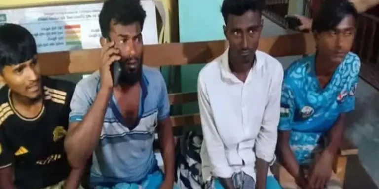 বাউফলে ডাকাত সন্দেহে পাঁচ শ্রমিককে গণপিটুনি, পরে মুক্তি
