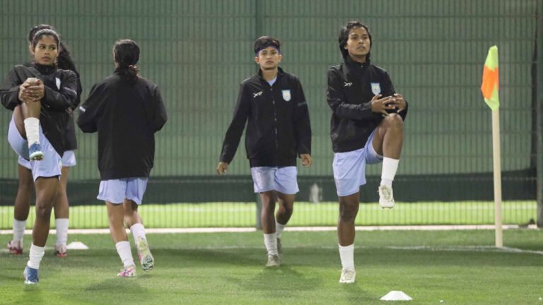 ফুটবল ফেডারেশনের ঈদ বোনাস পেলেও, নারী ফুটবলার ও রেফারিরা বেতন পাননি