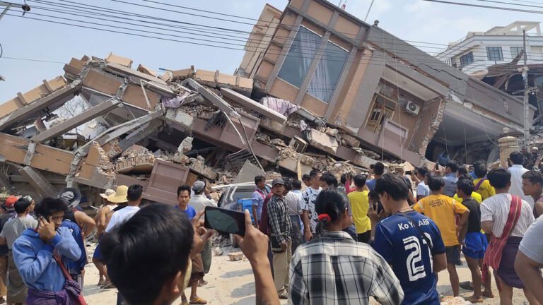 মিয়ানমারে ভূমিকম্পে শত শত মানুষের মৃত্যুর শঙ্কা
